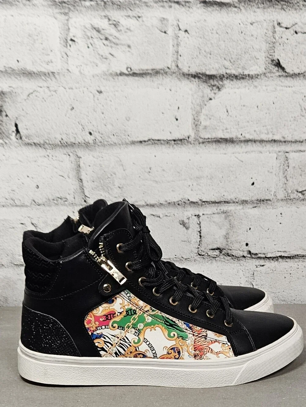 Aldo aesthetic shown