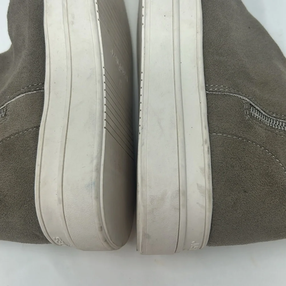 J. Slides sliders tan