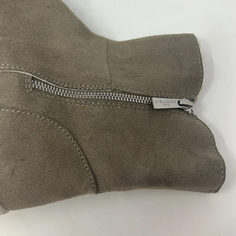 J. Slides sliders tan