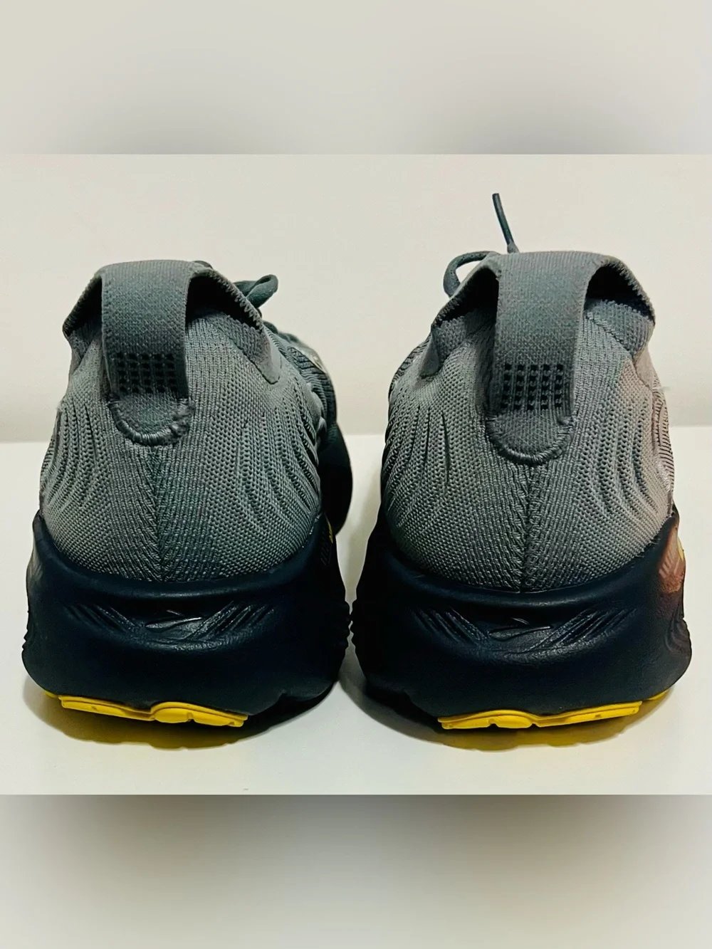 Brooks men’s athletic