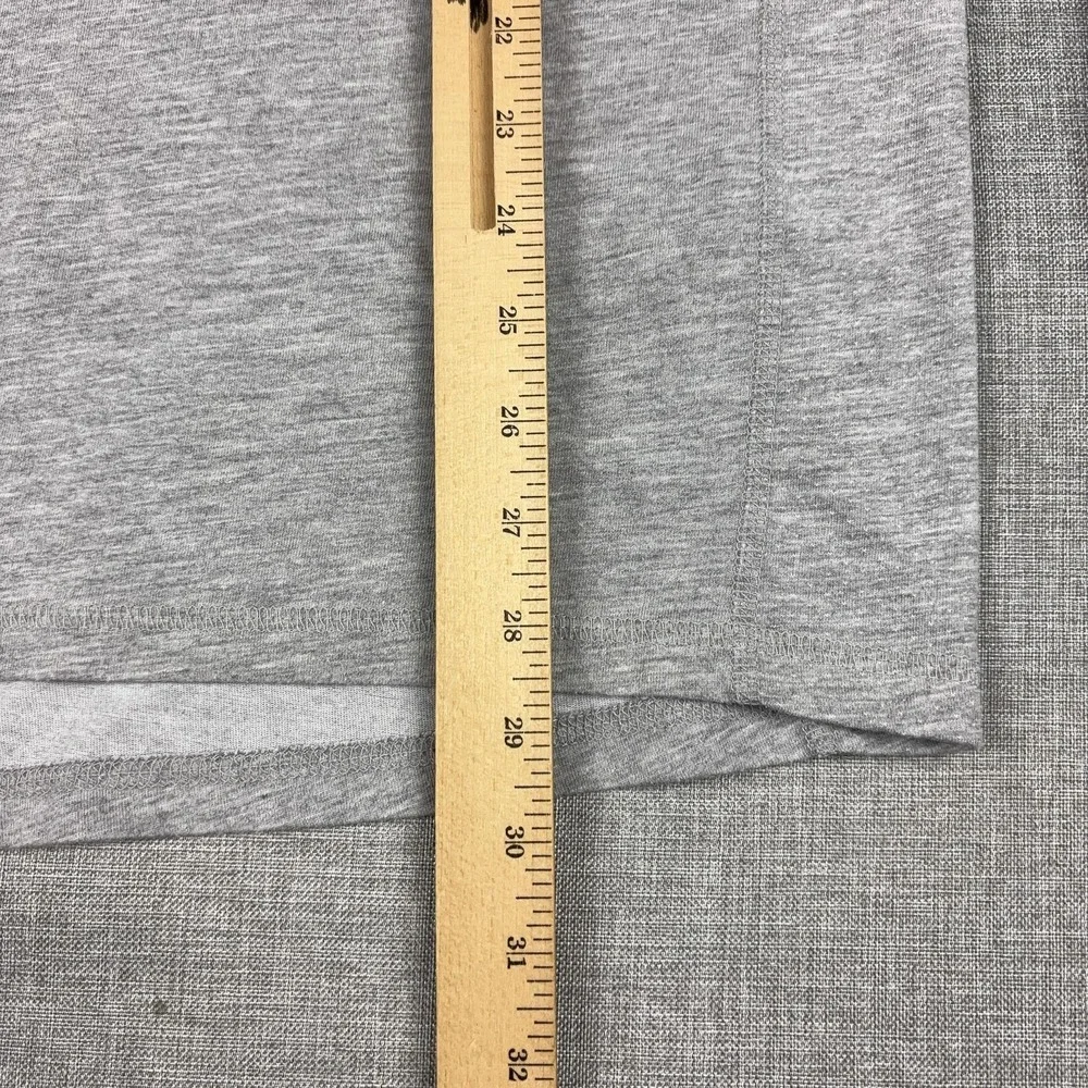 Carhartt mark seams square