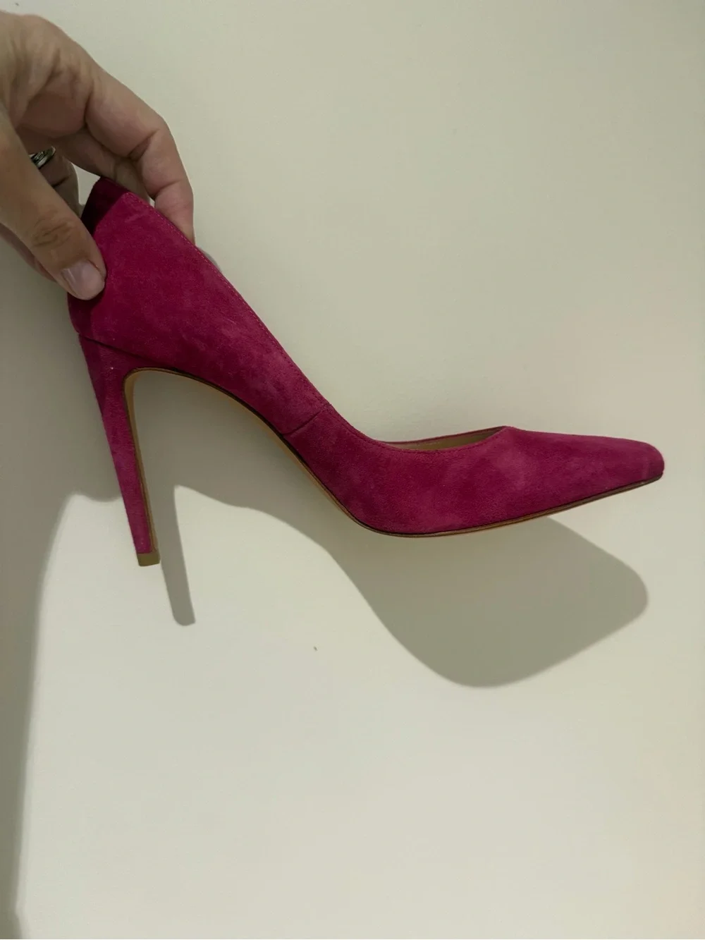 Stuart Weitzman Fuchsia Suede Pointed-Toe Stiletto Pump