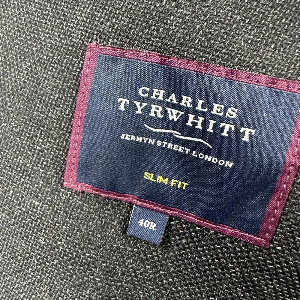 Charles Tyrwhitt brand charles