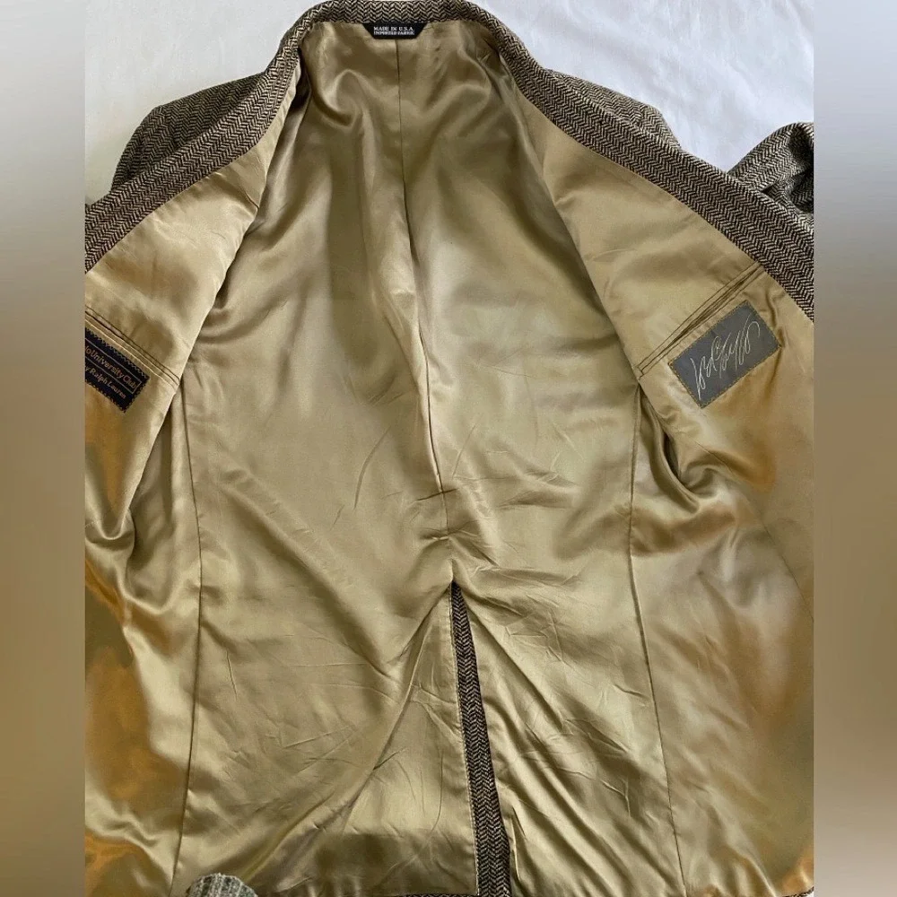 Polo Ralph Lauren chest 21