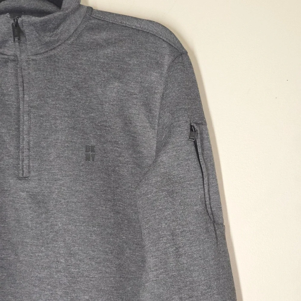 Dkny soft casual minimalist