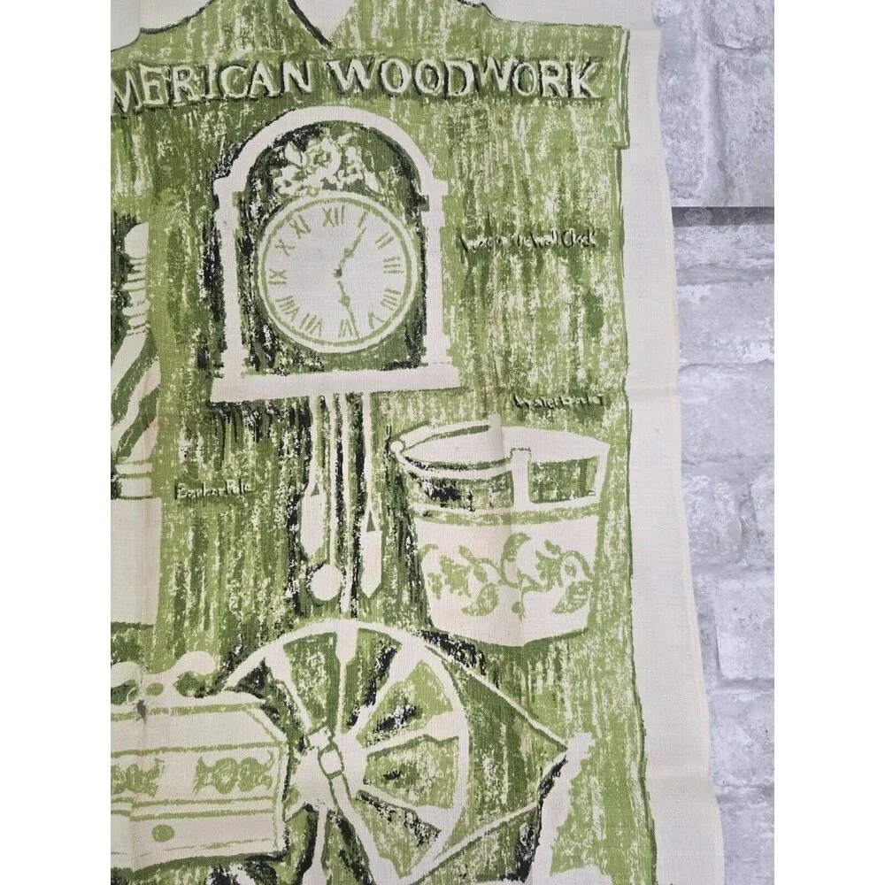 Kati green linen towel