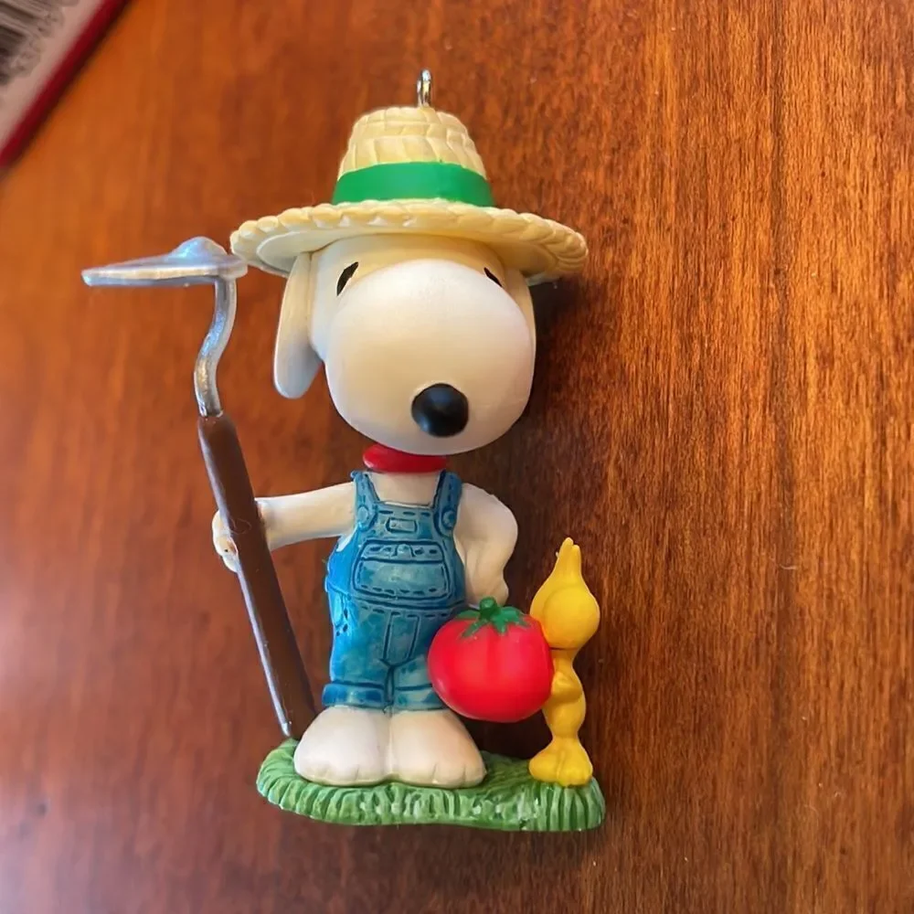 Peanuts euc box