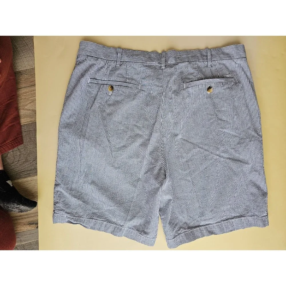 Izod 	• features