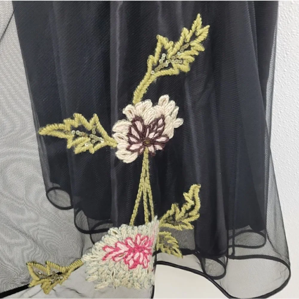 Betsey Johnson look size retro