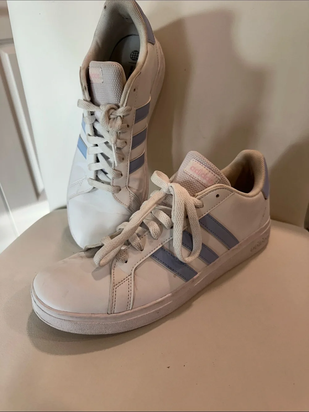adidas low top
