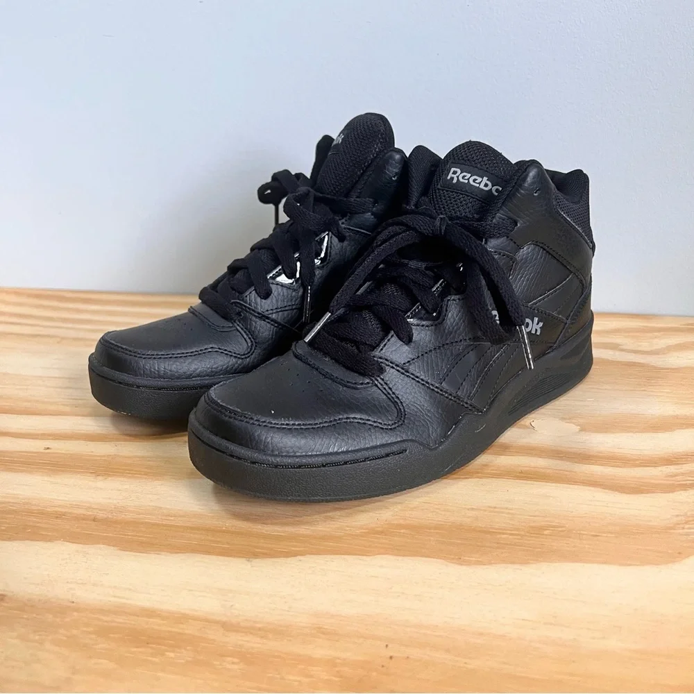 Reebok stylish black