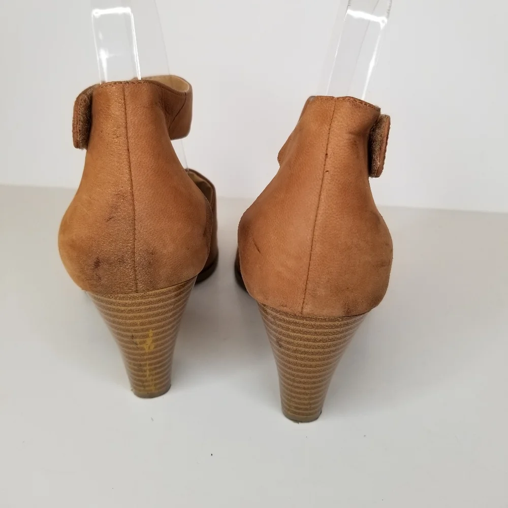 Giani Bernini together casual effortless