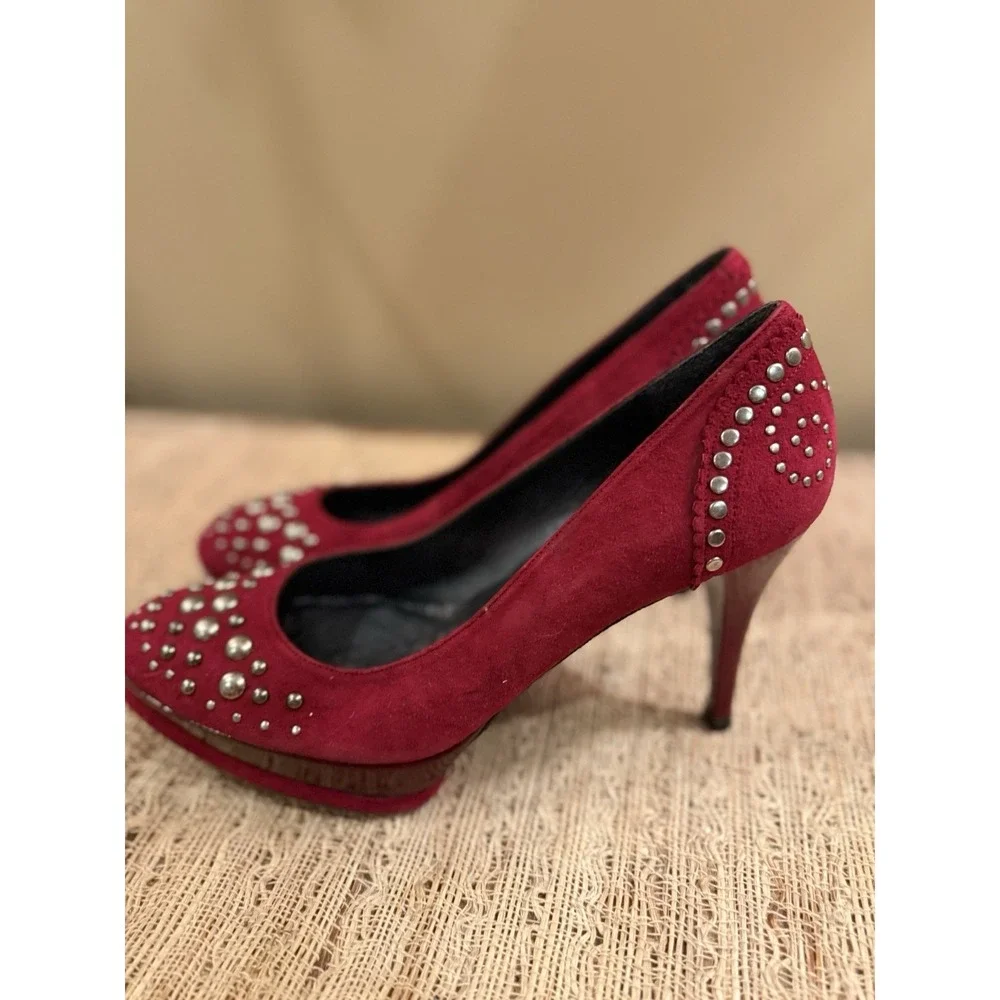Stuart Weitzman woman are just