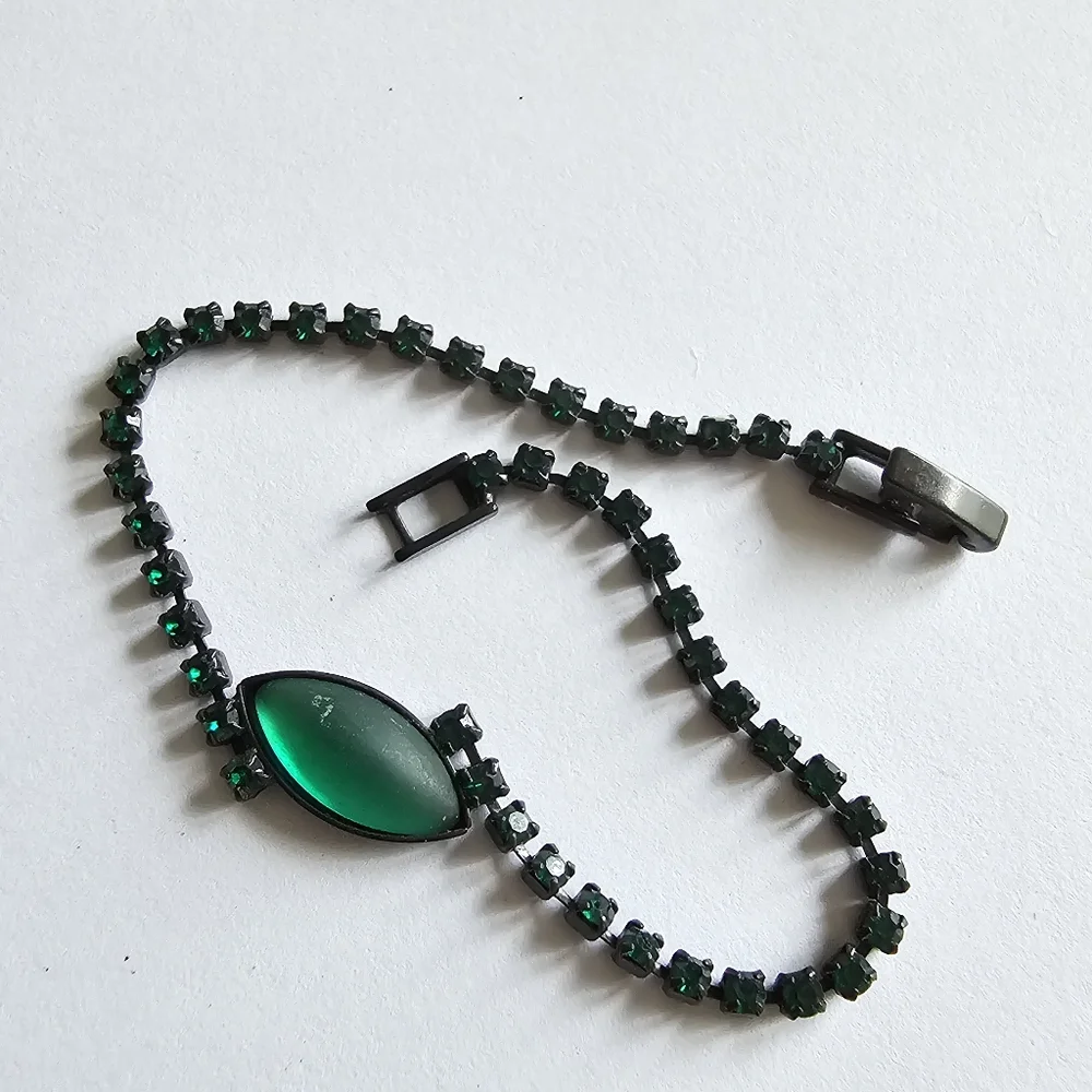 Vintage rhinestones green