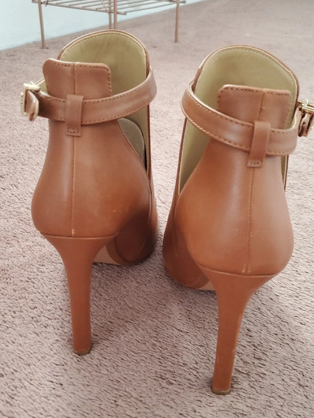 MICHAEL Michael Kors chic tan