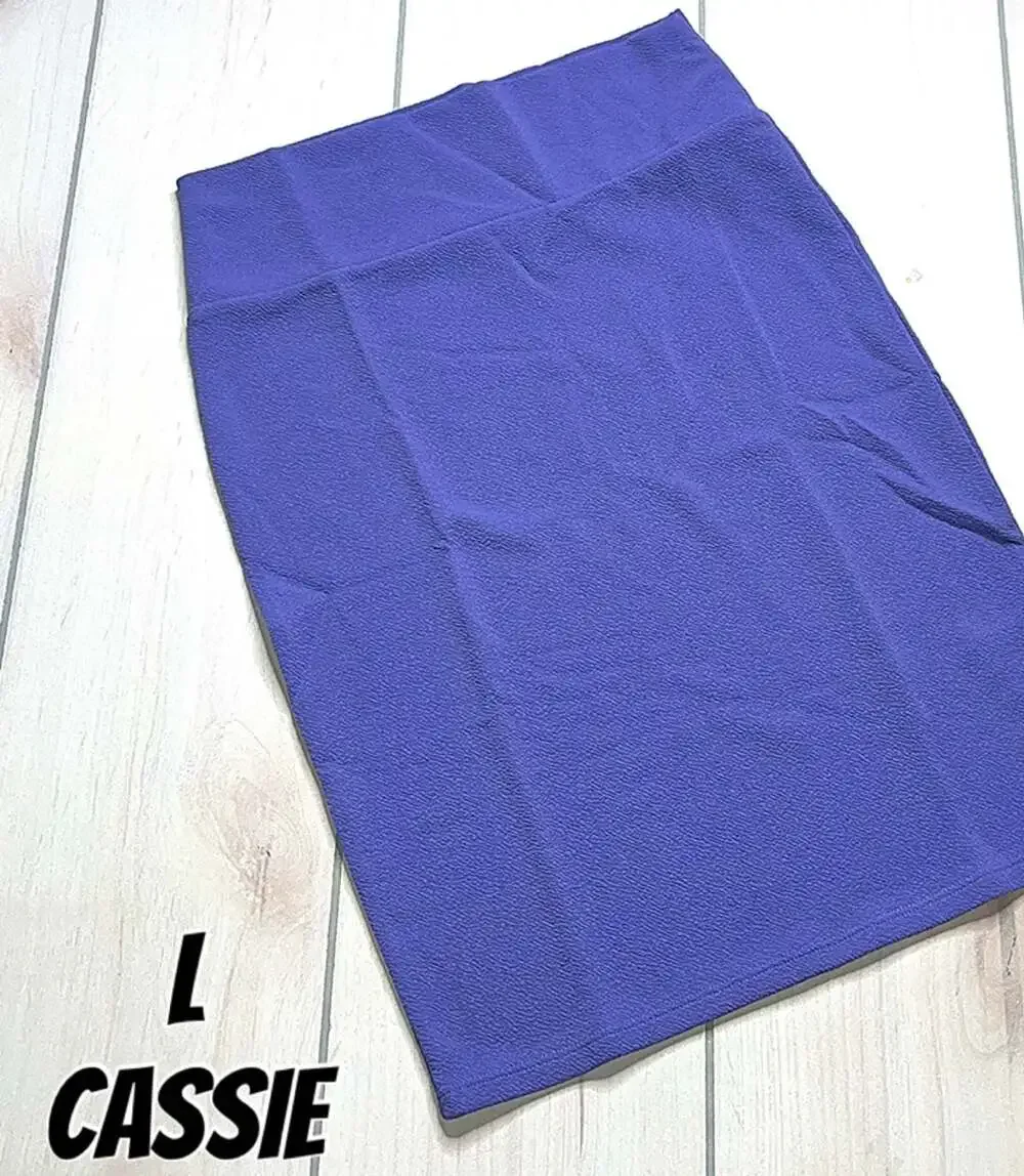 LuLaRoe Cassie Pencil Skirt Purple Stretchy Bodycon Size Large