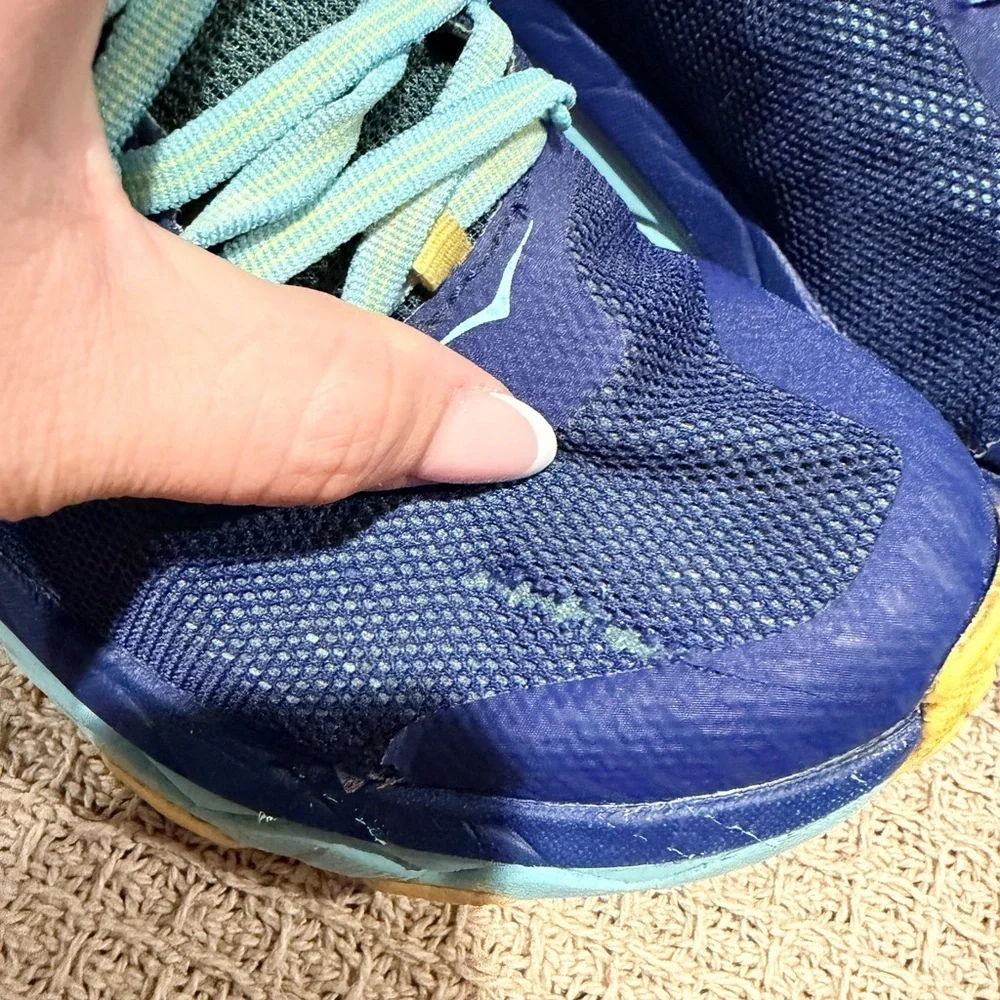 Hoka detailed thank smoke