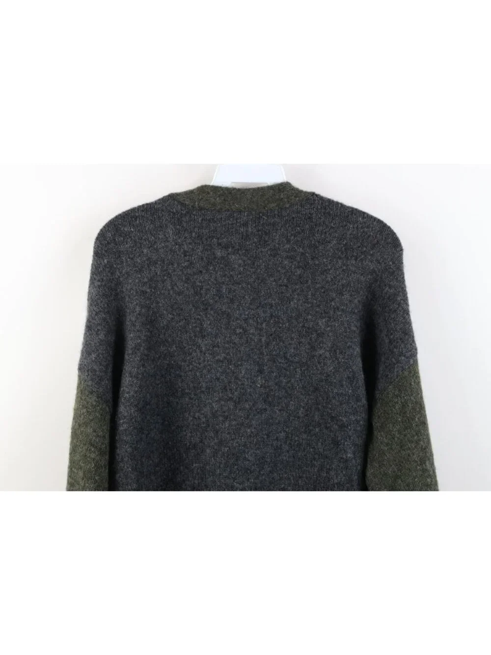 Express bottom 51% green