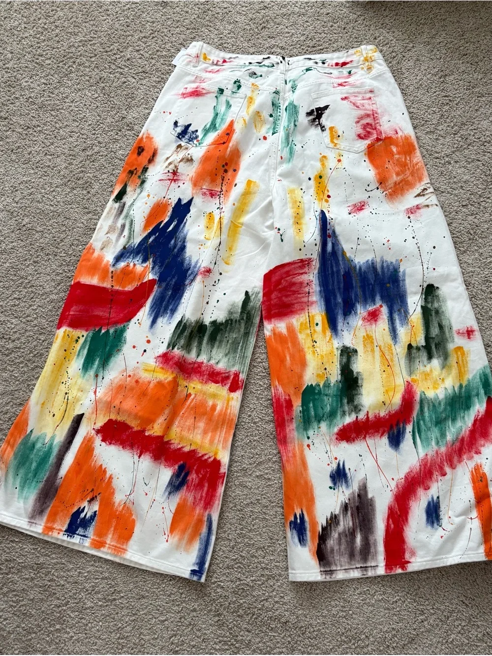AKIRA bold wide