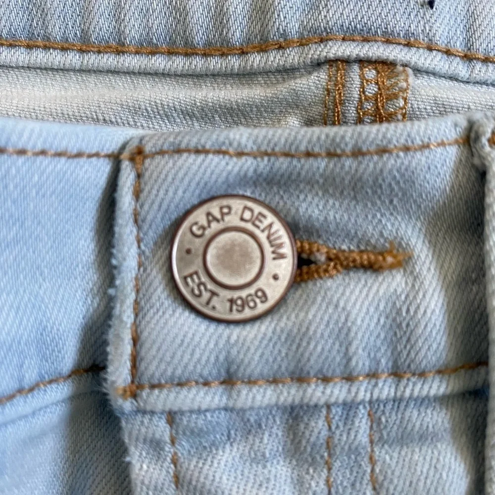 GAP 1969 women