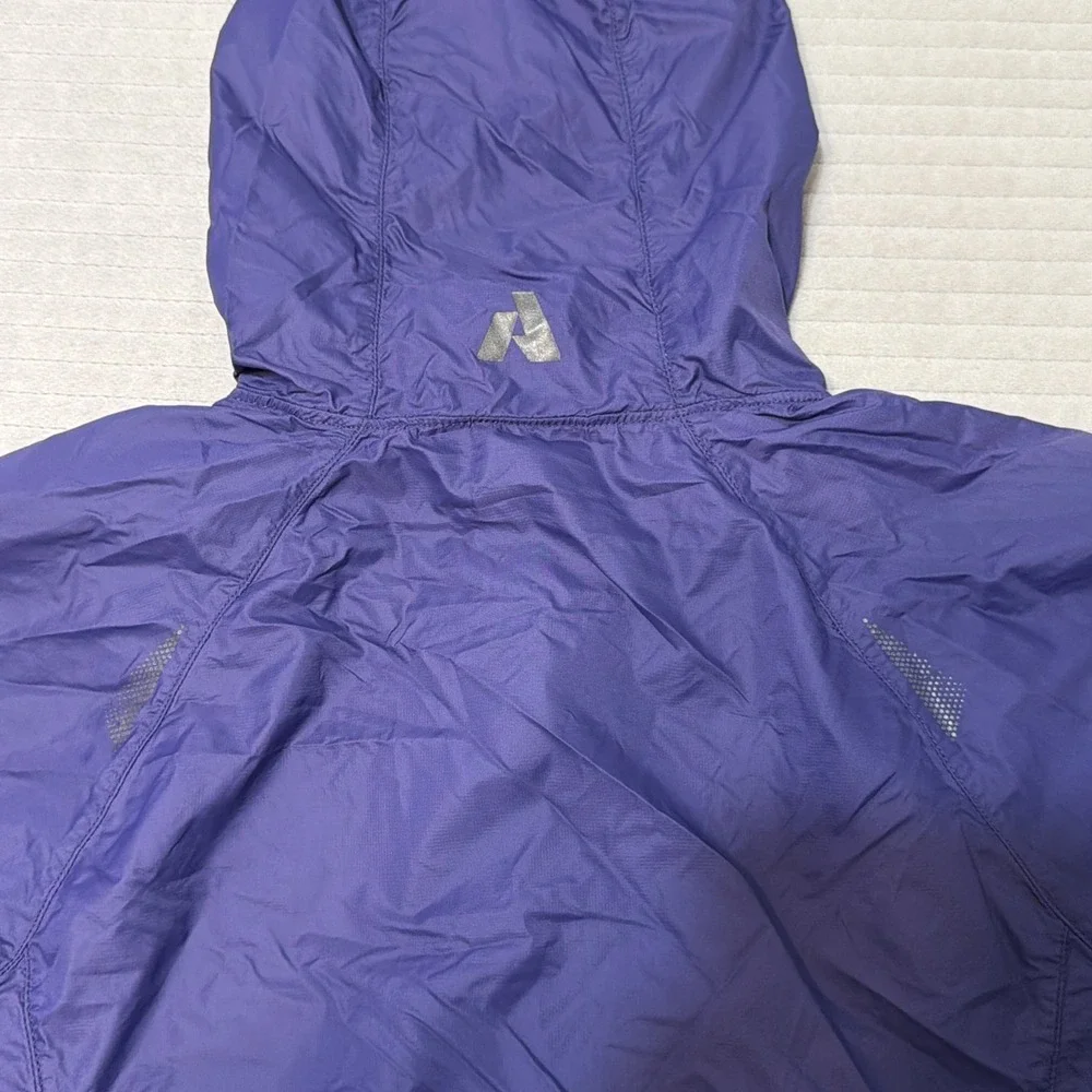 Eddie Bauer pit 18