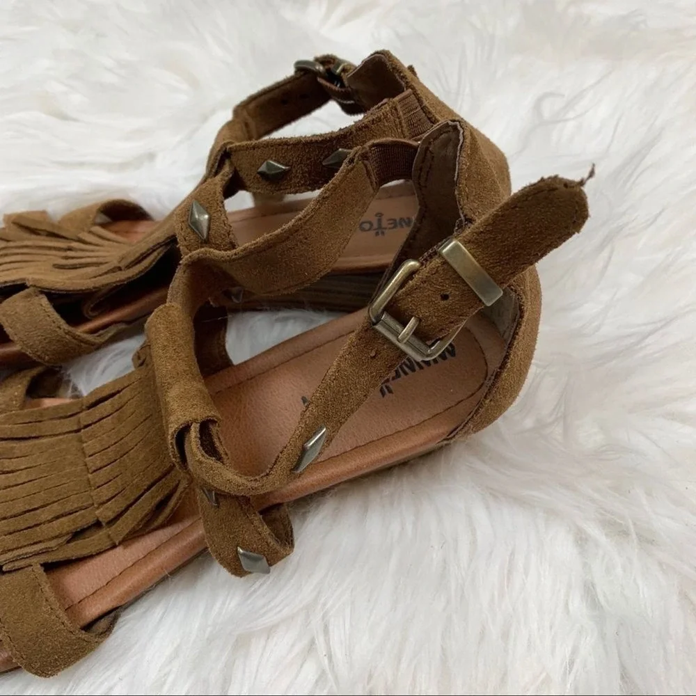 Minnetonka brown suede
