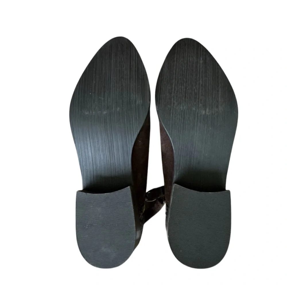 Very Volatile striking suede wild
