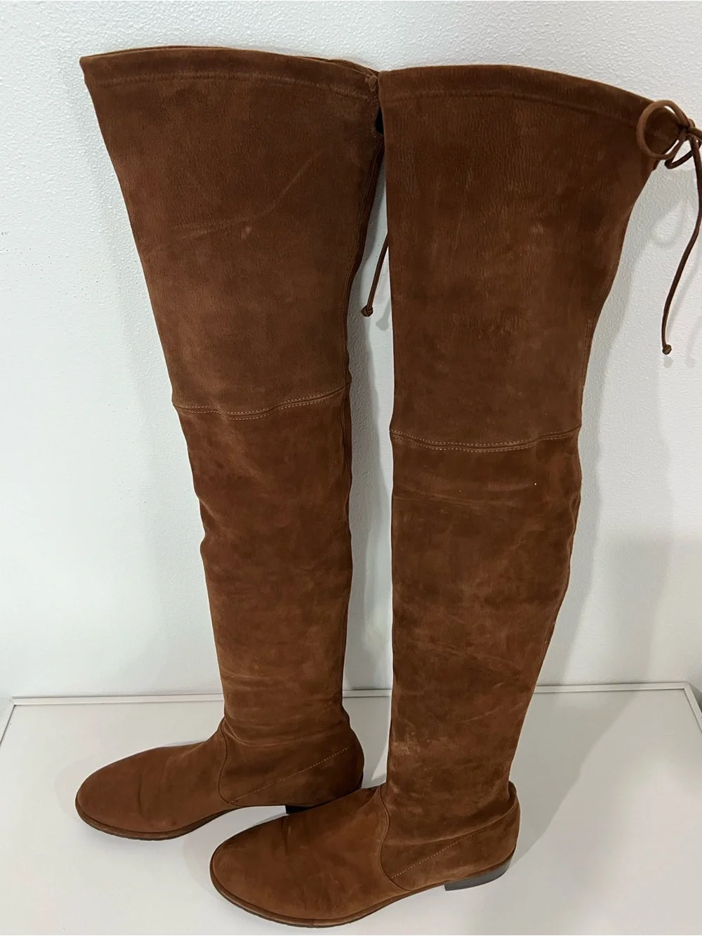 Stuart Weitzman toe walnut