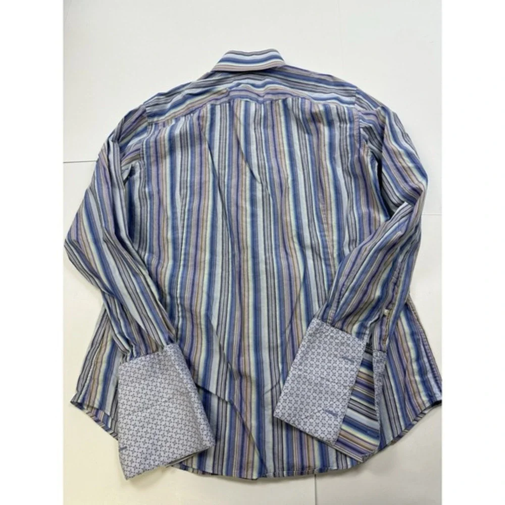 Banana Republic cannot worn