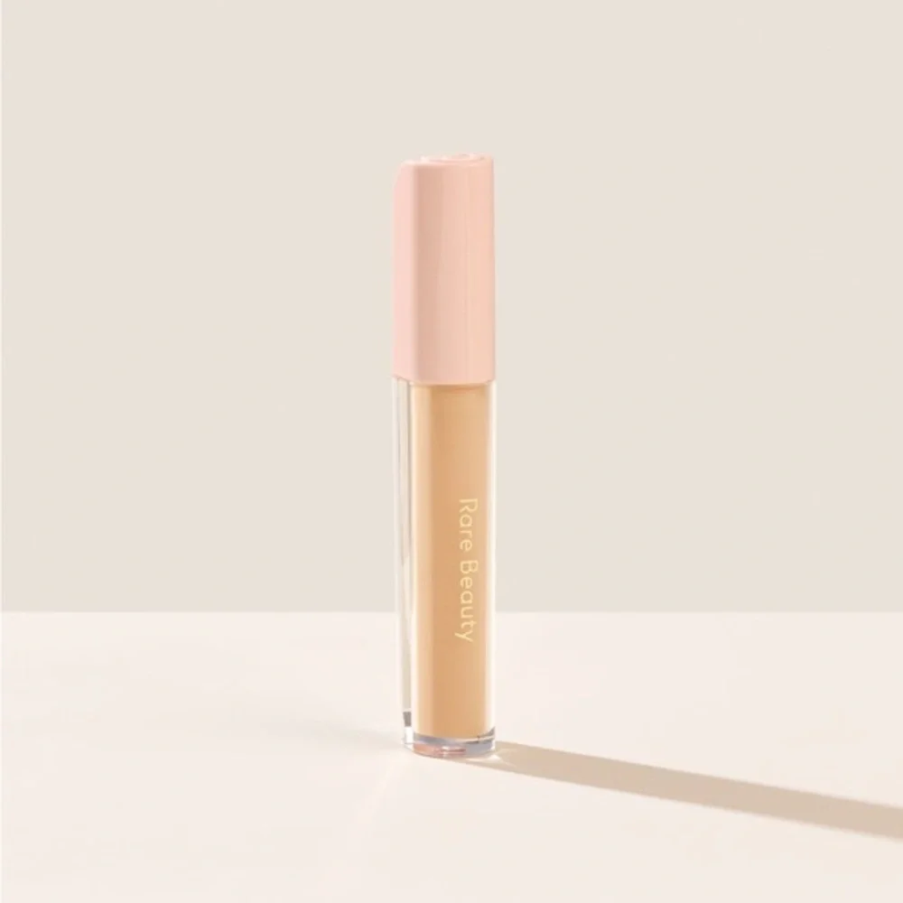 ✨ Rare Beauty Positive Light Under Eye Brightener – Light Medium ✨