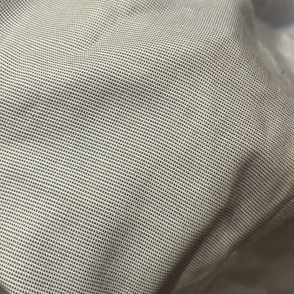 Banana Republic pit 22