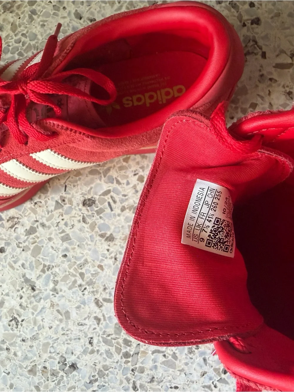 adidas eye heel