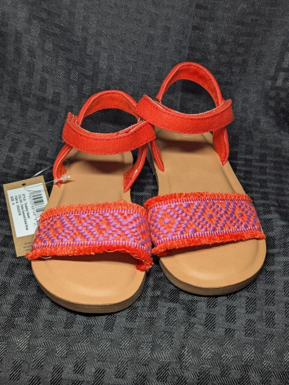 Toms nwt red