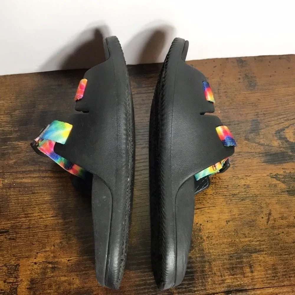 Chaco chillos tie