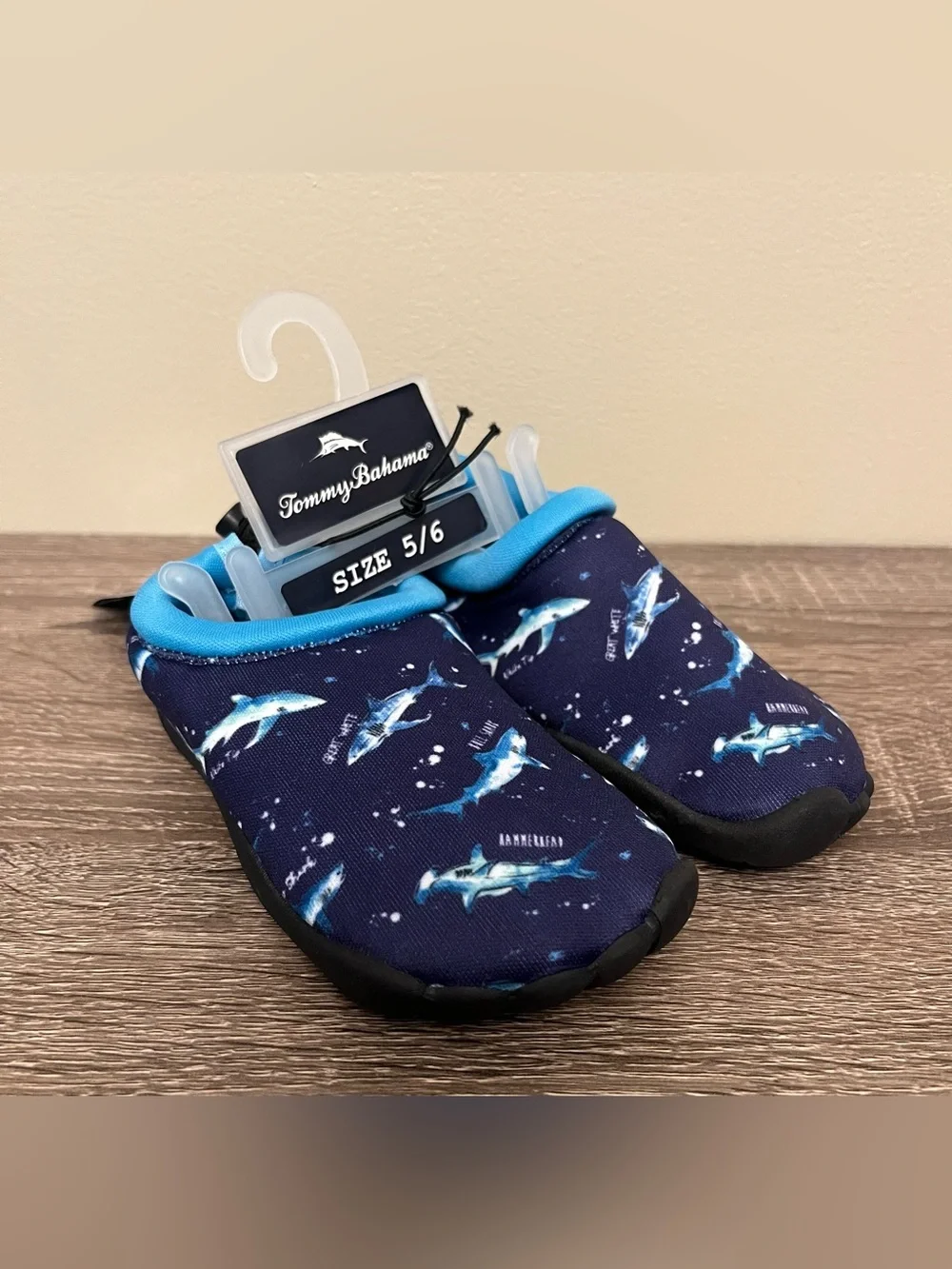 NWT Tommy Bahama Water Shoes Toddler Size 5/6 Blue Shark Print Summer Vacation