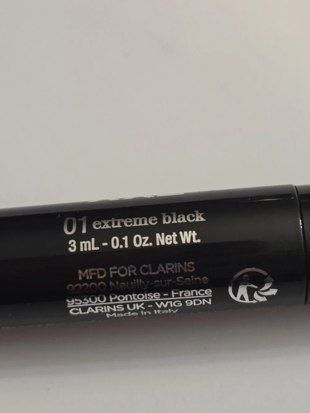 Clarins volumizing mascara