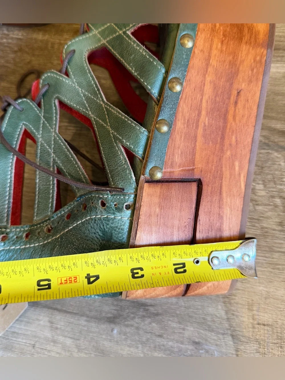 Bed Stu noted constructed sole