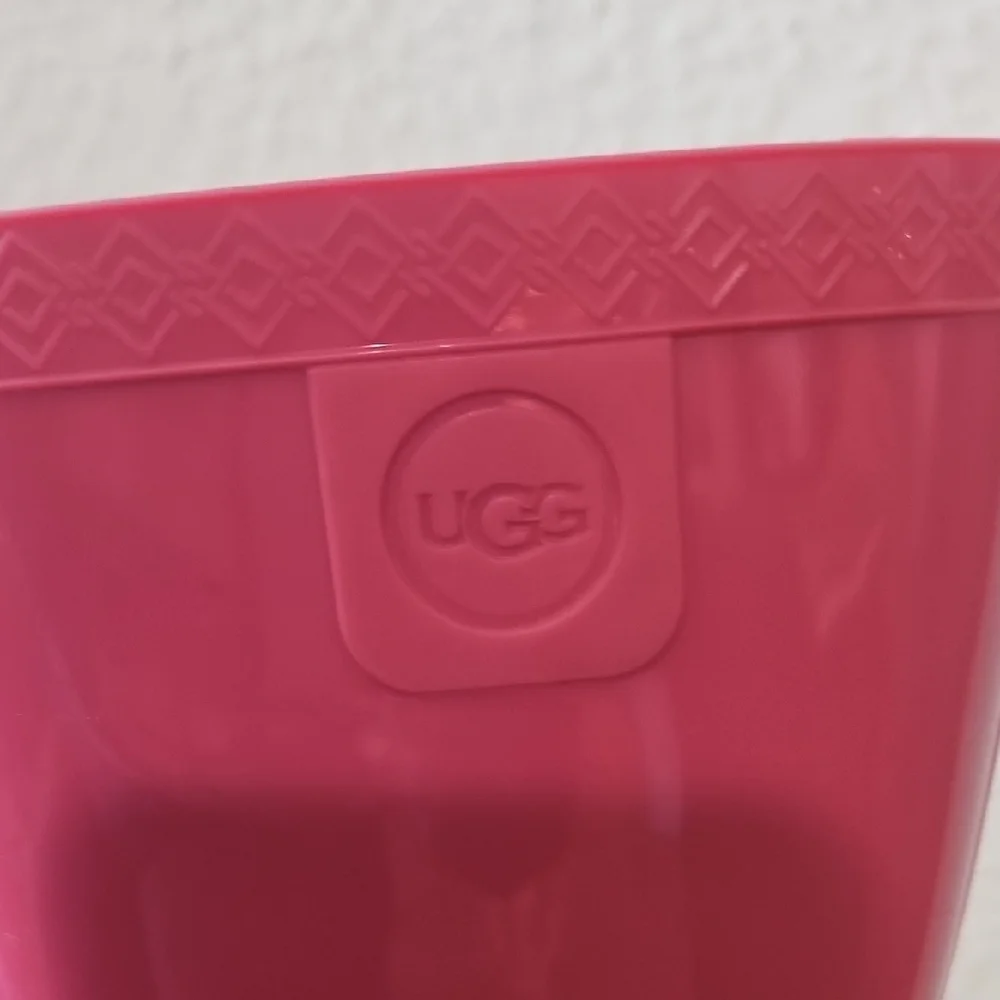 UGG weather stylish