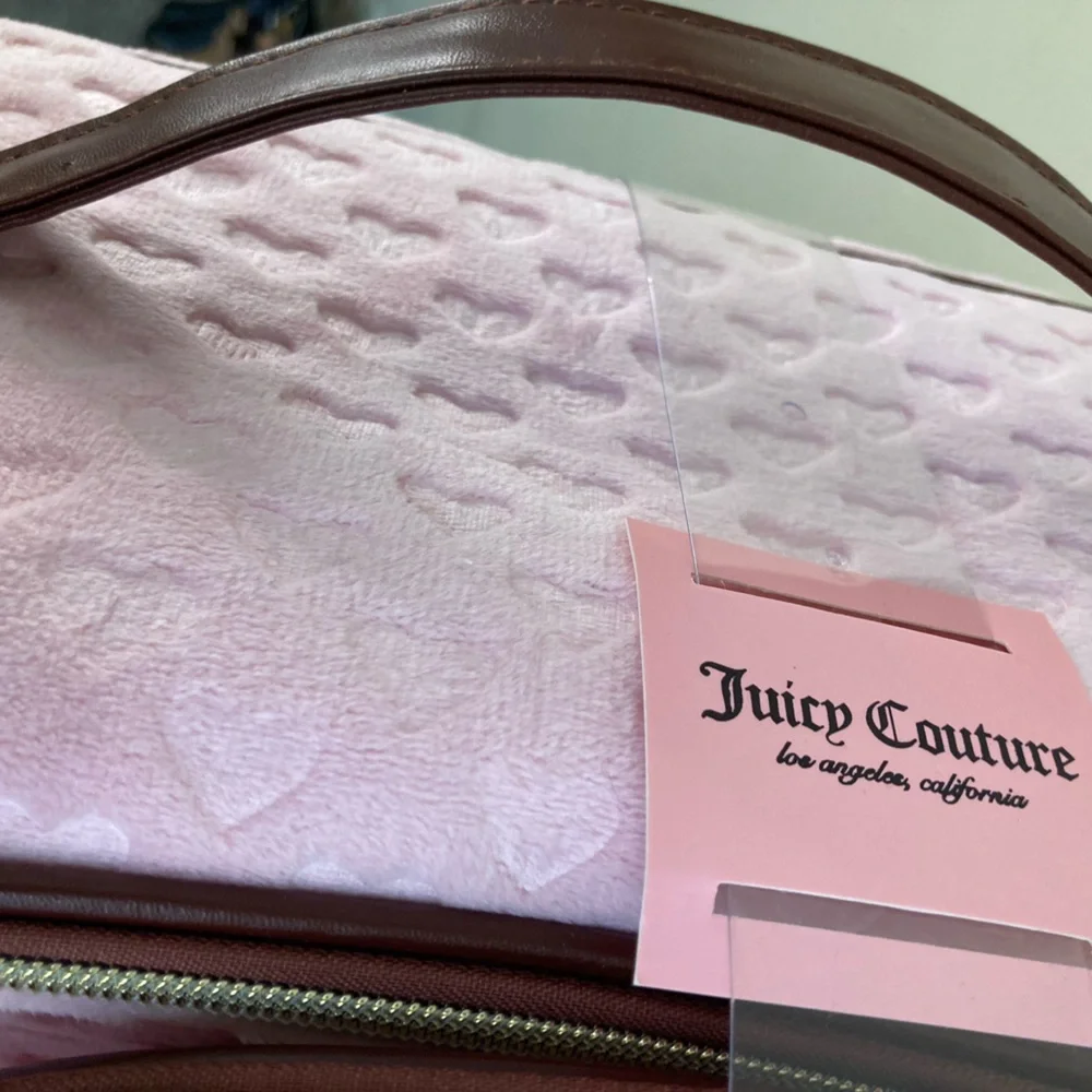 Juicy Couture keep your