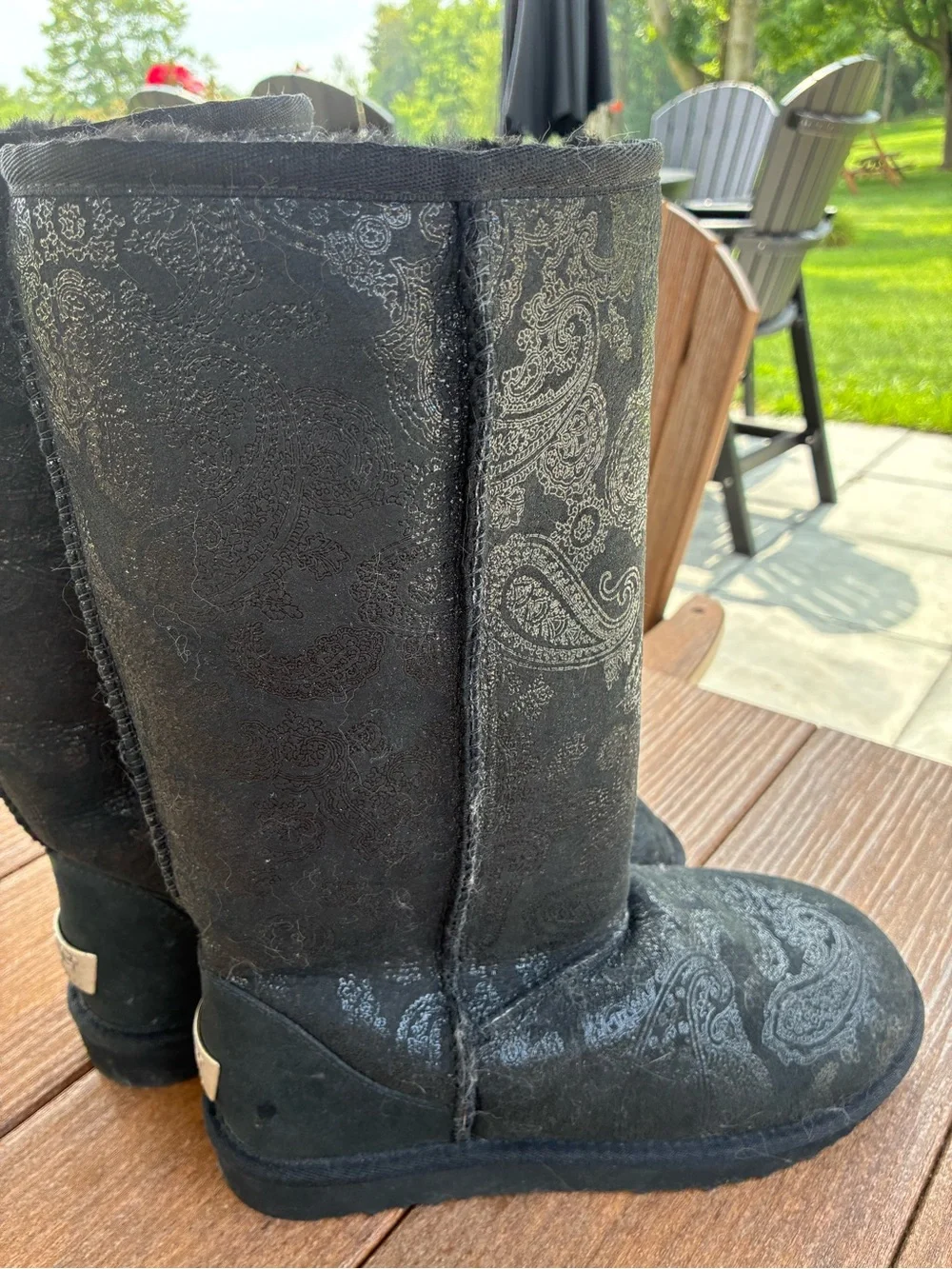 N/A ugg tall