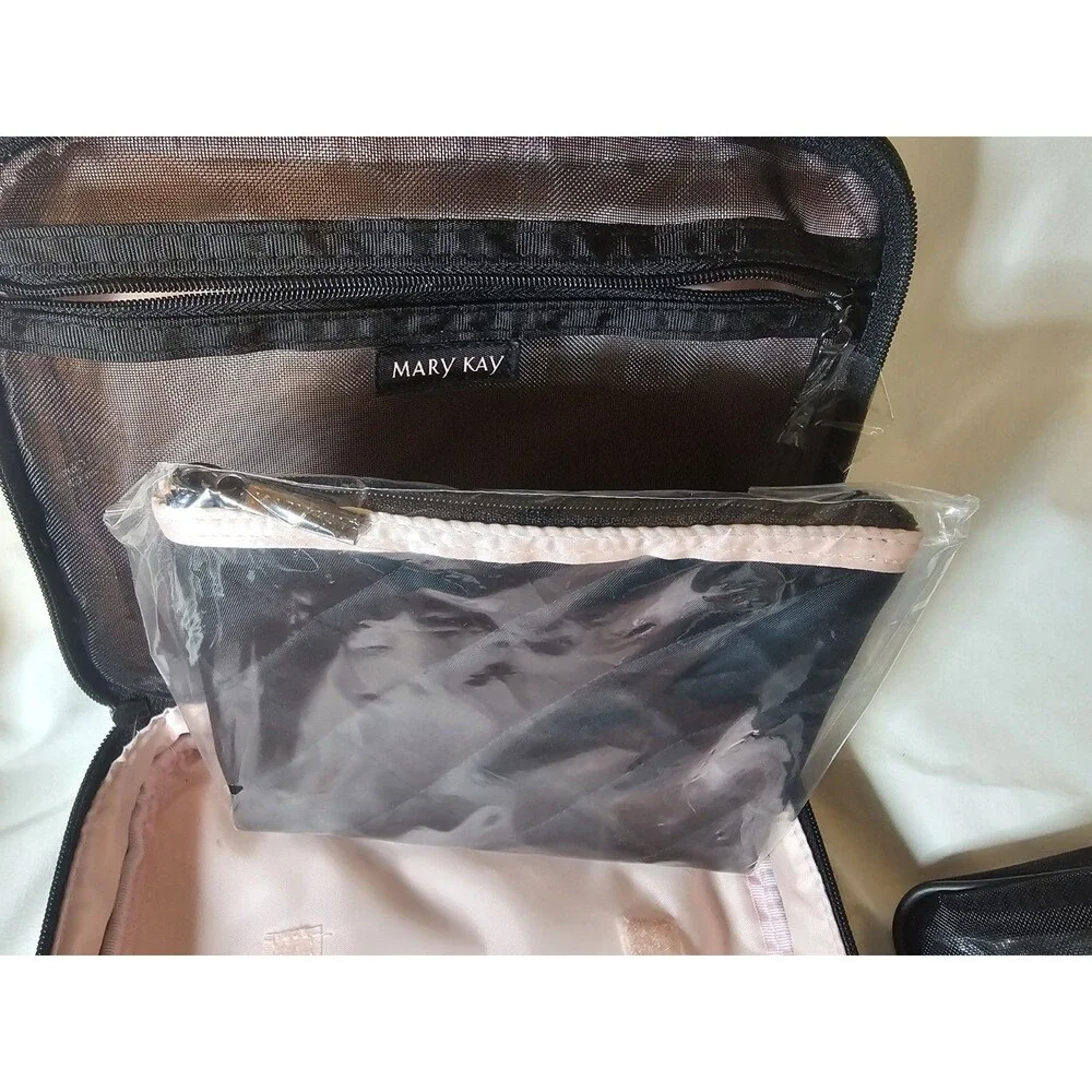 Mary Kay black quilted has