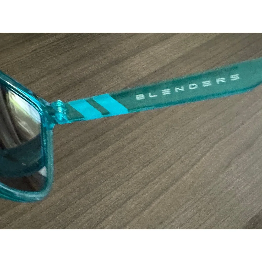 Blenders design frames