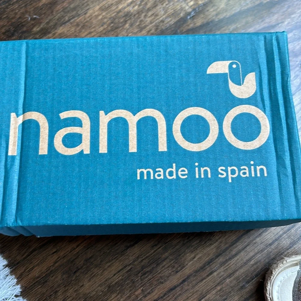 Namoo shimmery silver
