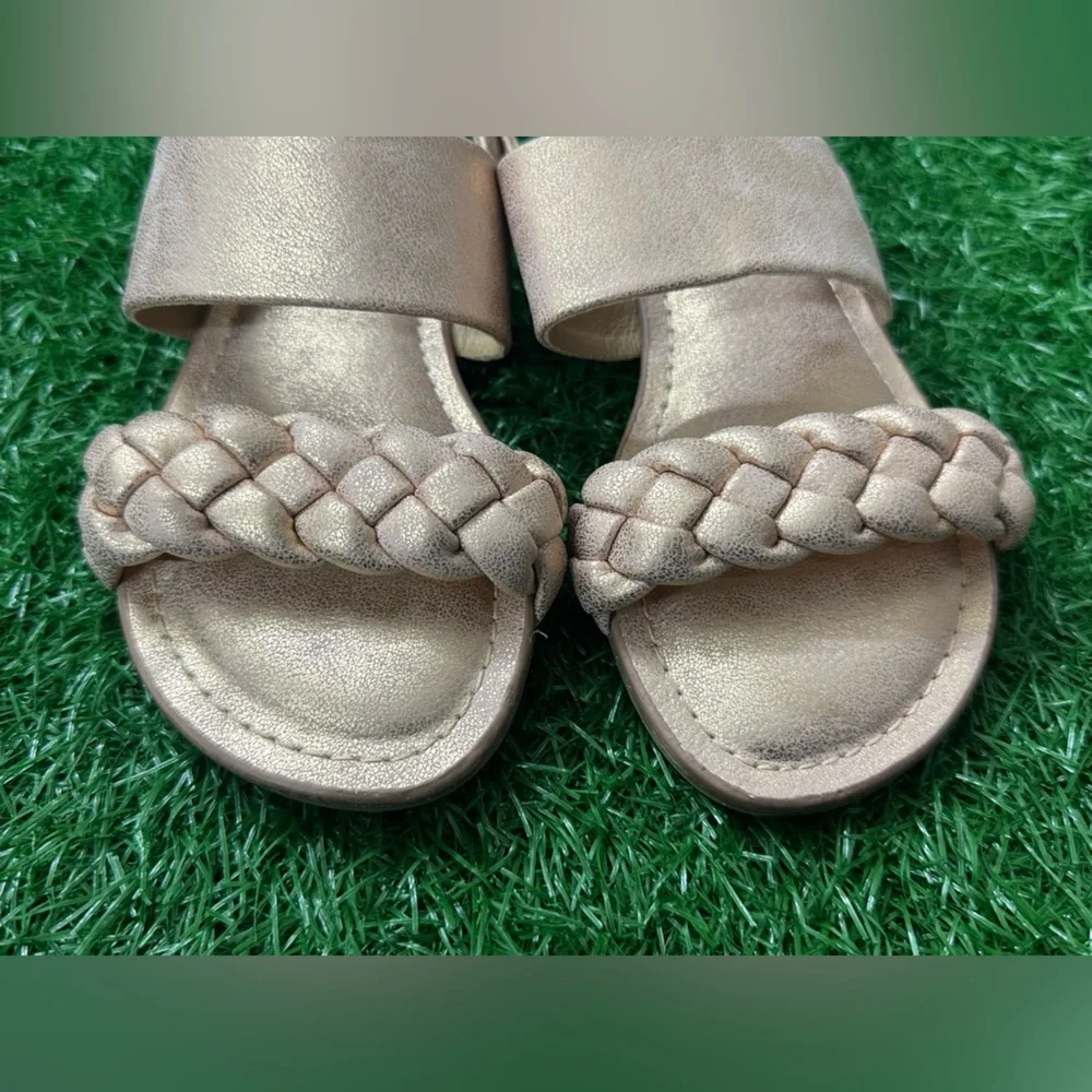DV by Dolce Vita while sandals