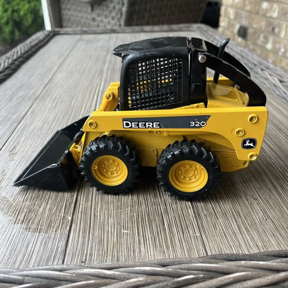 ERTL john deere