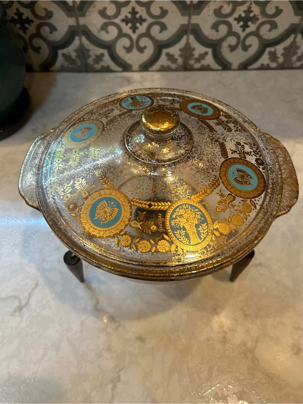 N/A medallion mid rare