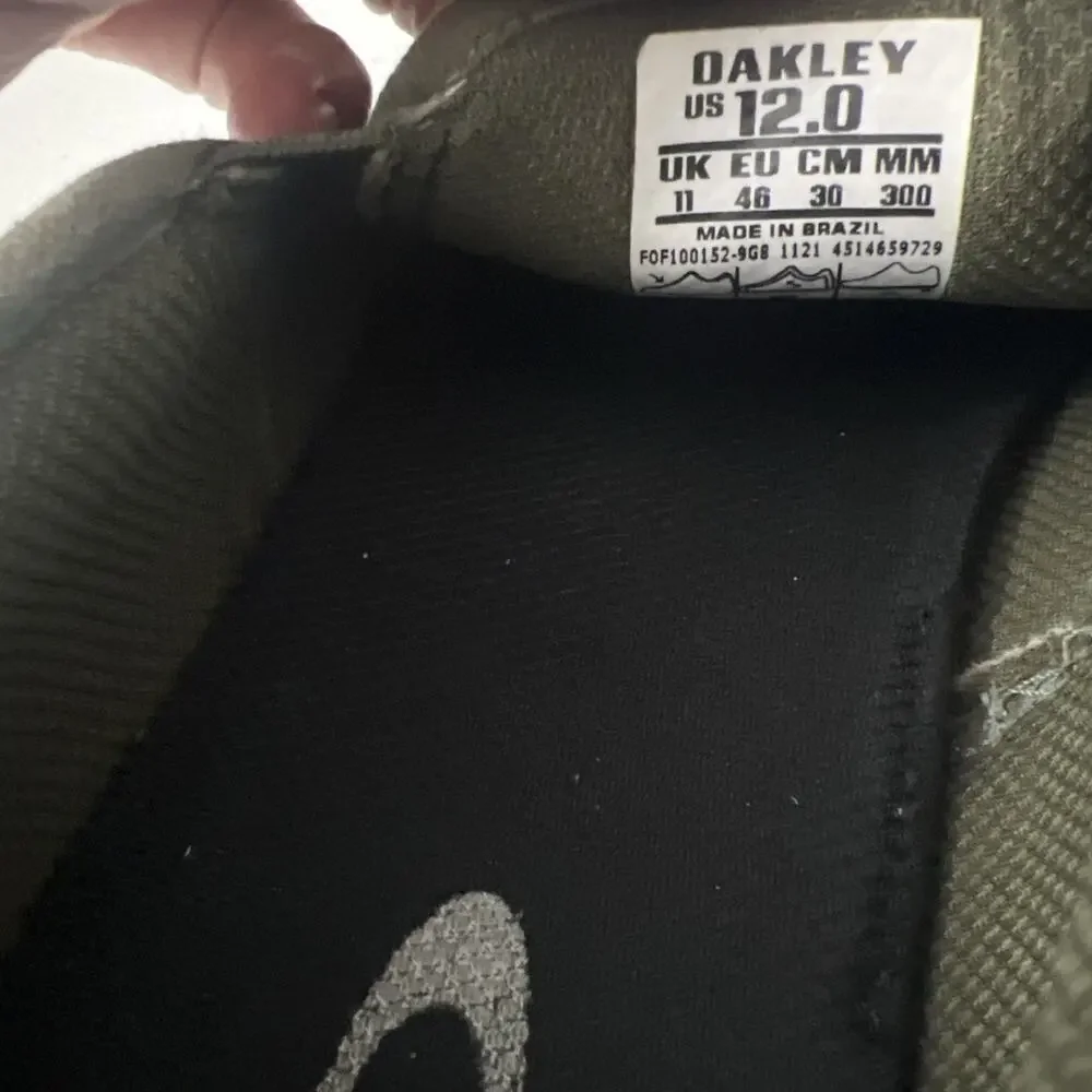Oakley b1b classic