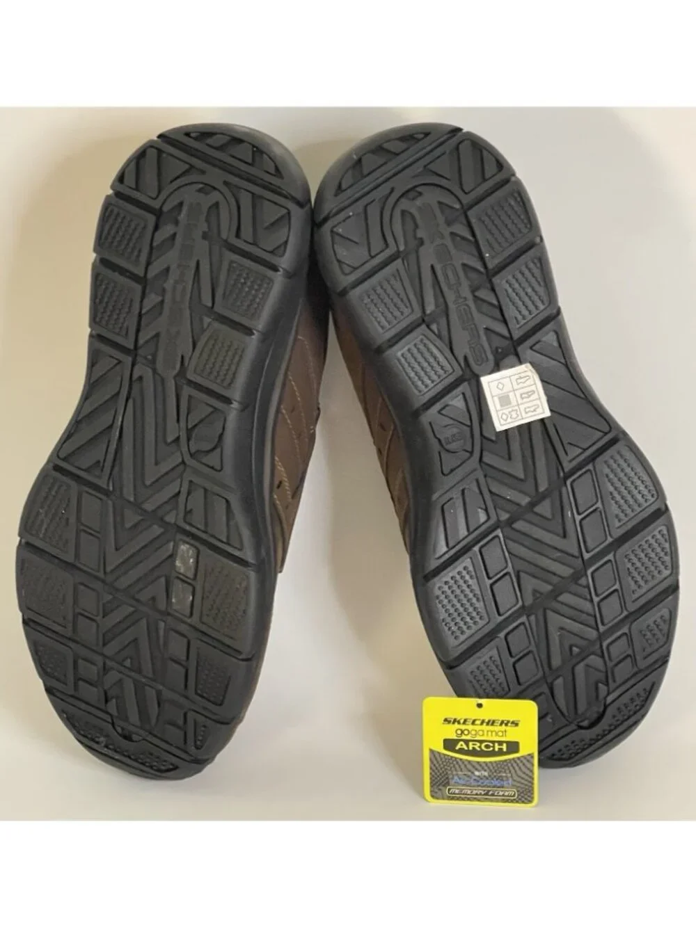 Skechers casual cushioned size