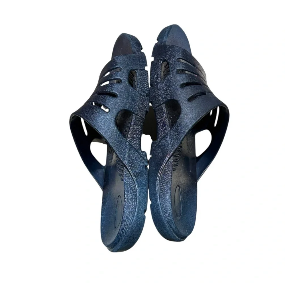Okabashi slip sandals
