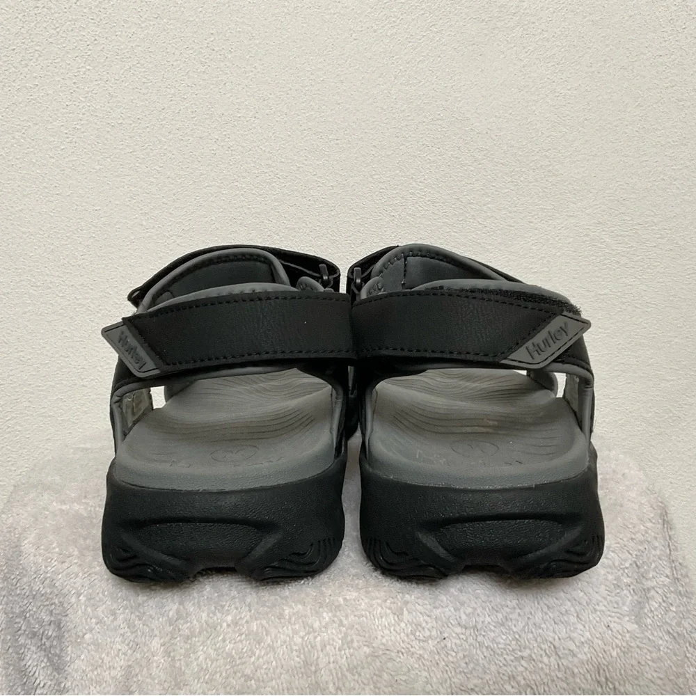 Hurley size 13
